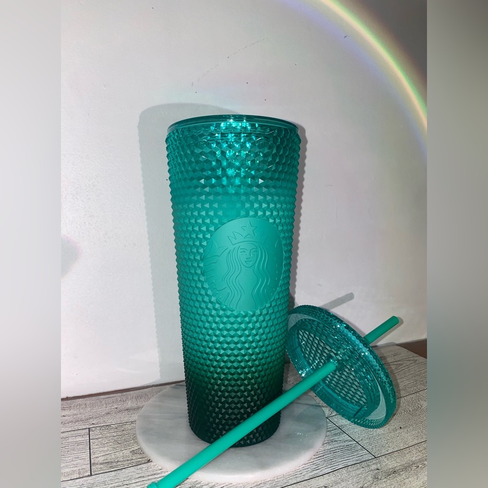 Mint Waxberry Starbucks Venti 2022 Cup